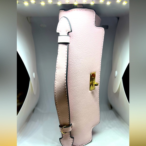 Icing Pink Purse - Picture 10 of 11